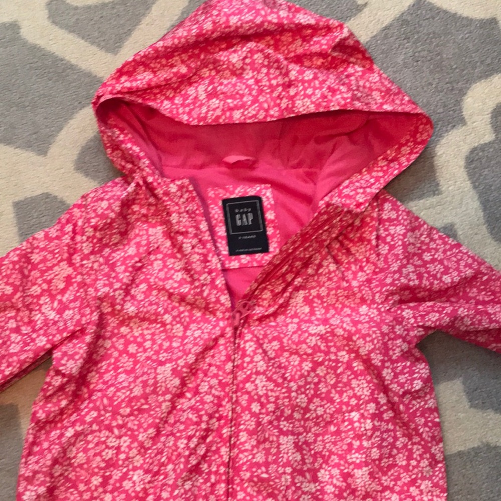 Gap windbreaker